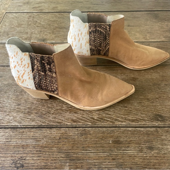 Tan and Brown Women's Ankle Boots - Picture 1 of 8